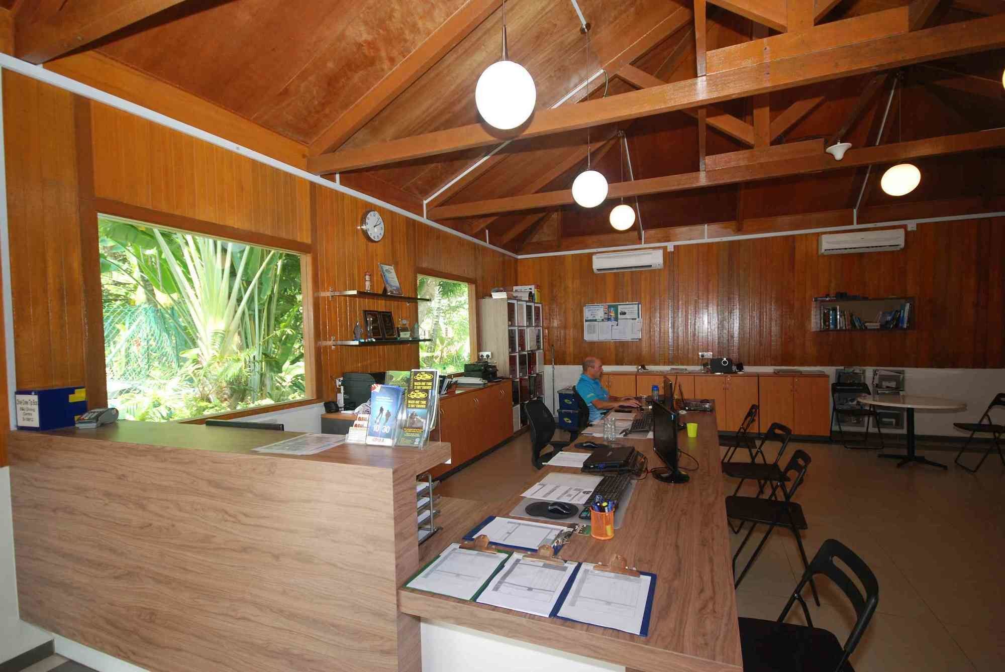 Tioman Dive Resort Kampong Ayer Batang Kültér fotó