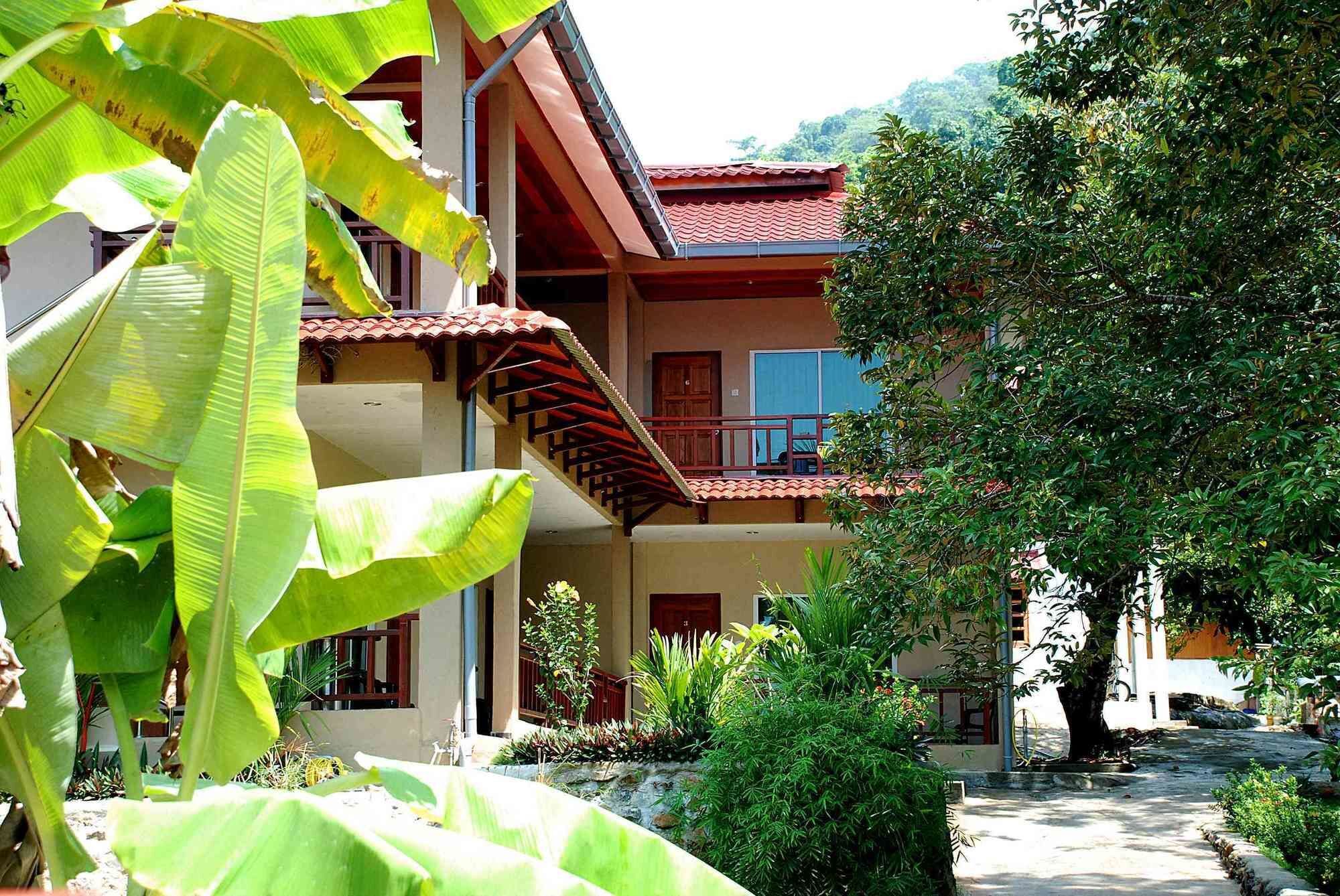 Tioman Dive Resort Kampong Ayer Batang Kültér fotó